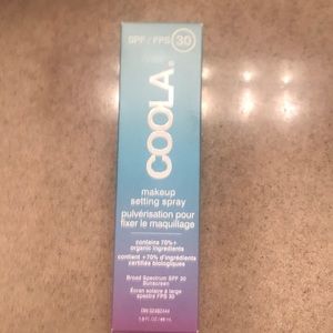 Coola Makeup setting spray with spf 30
